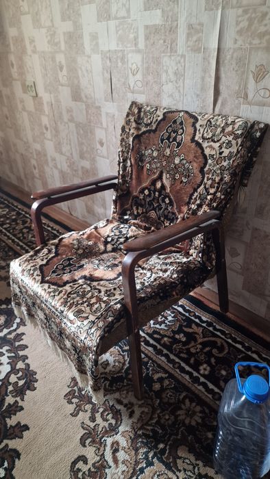 Продам стулья 5000 тг