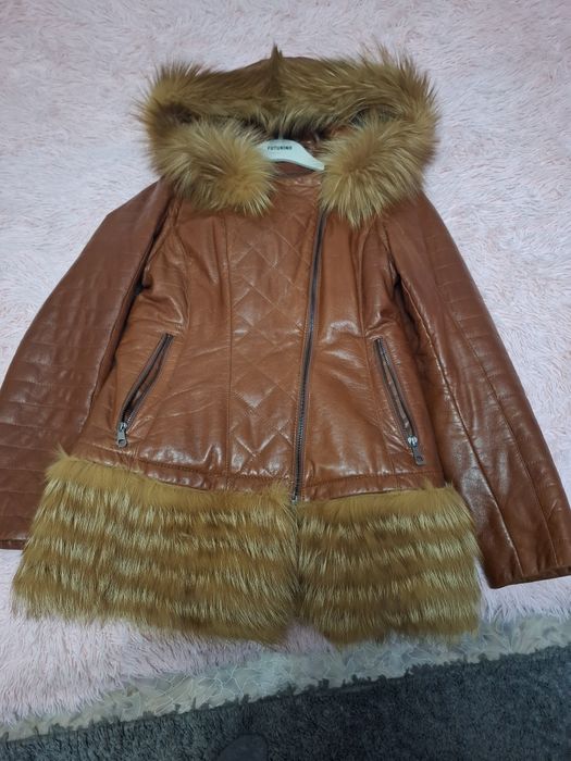 Продаю кожаную куртку.