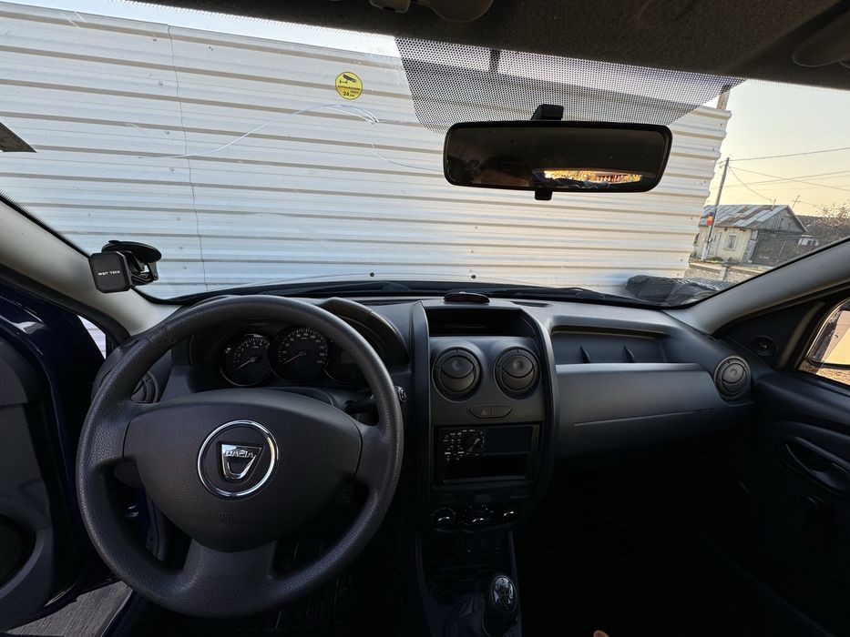 Vand Dacia Duster 2016