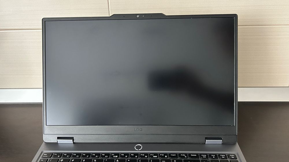 Laptop Gaming Lenovo LOQ 15IAX9I