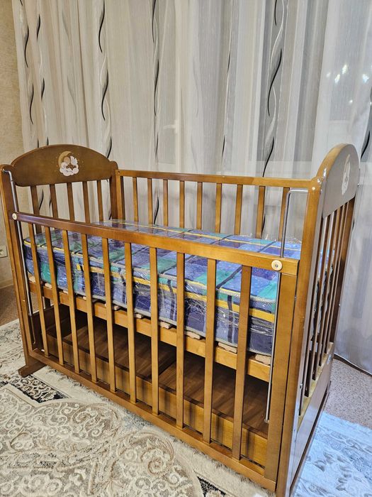 Продам детскую кроватку.