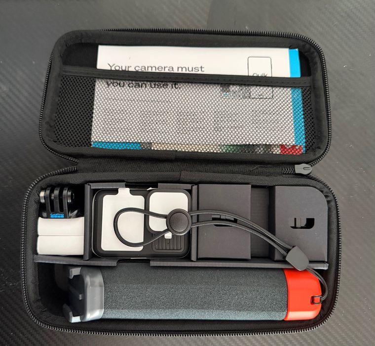 GoPro HERO 13 Black – Kit complet, NOU , multe accesorii