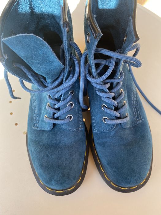 Dr. Martens уникален модел и цвят