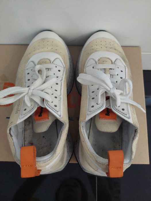 Маркови маратонки на разпродажба