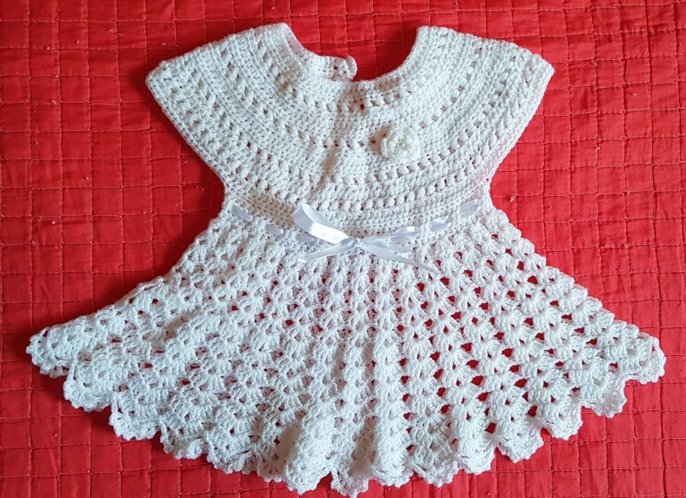 Set costumas croșetat