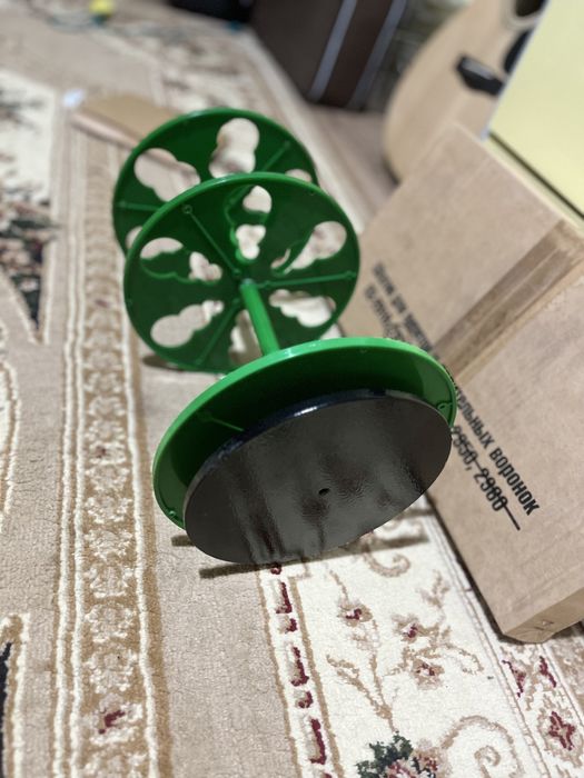 Продам штатив.