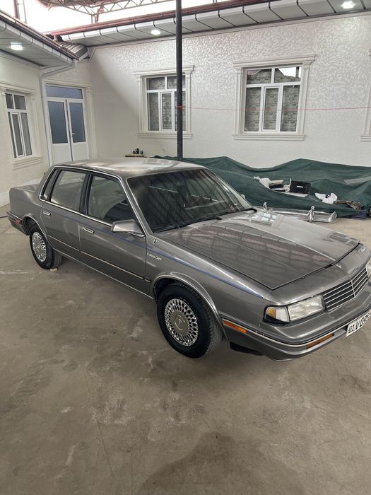 Oldsmobile 1988 год Kuli Rang