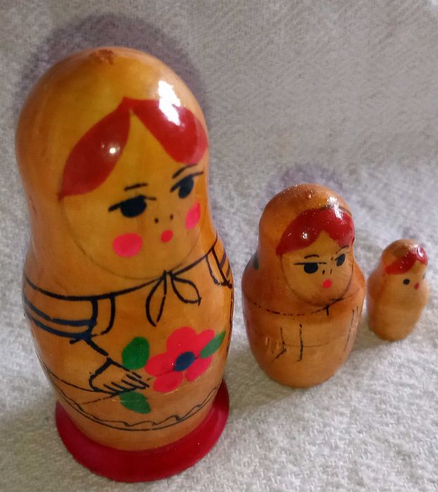 Руска матрешка. 3 кукли