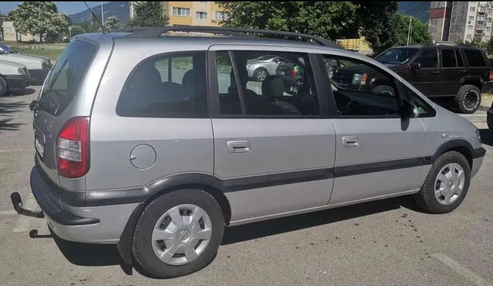 Опел Зафира А, 2100€