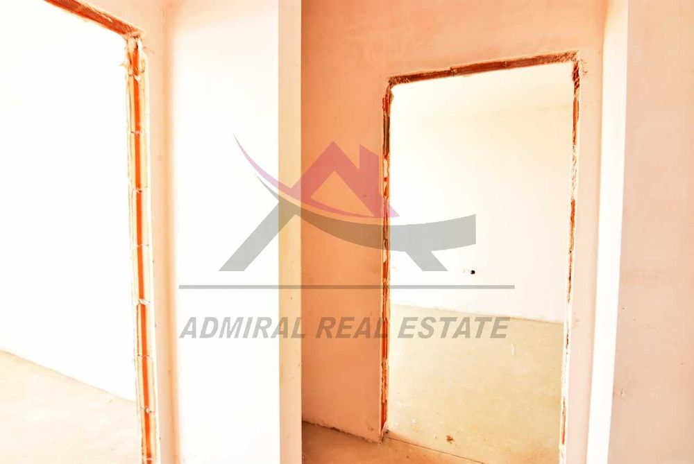 Продава се Двустаен апартамент в Варна, Възраждане 3 - 55 кв.м за 1910 €/кв.м - Снимка #1