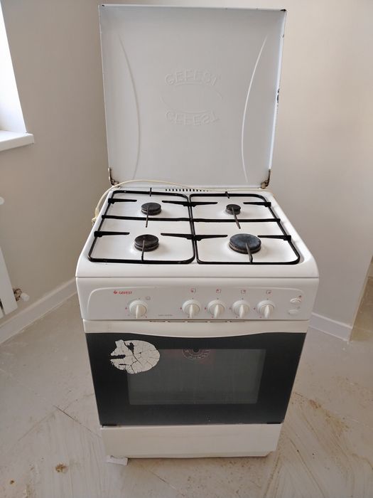 Газовую плита Gefest