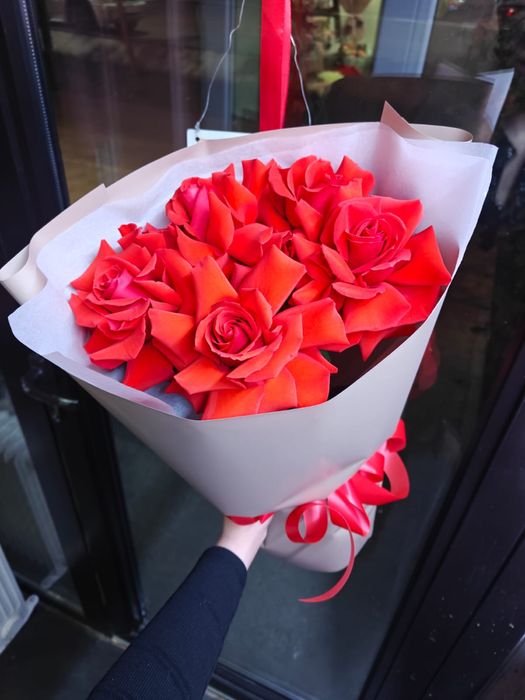 Новые свежие цветы с магазина Orange