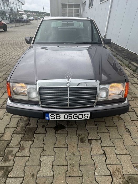 MERCEDES-BENZ E-Class 1992 — imagine 5
