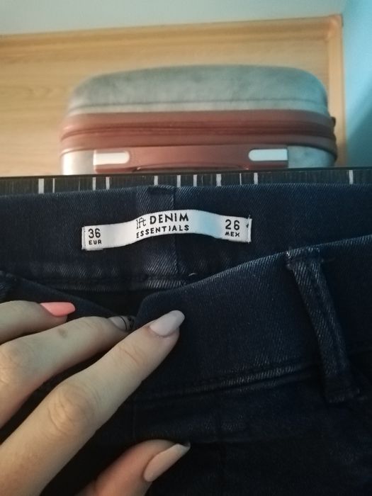 Дънки тип клин