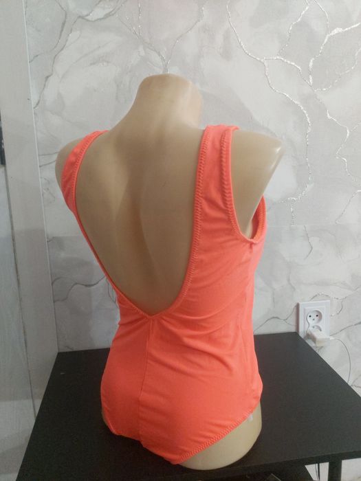 Спортивные купальники