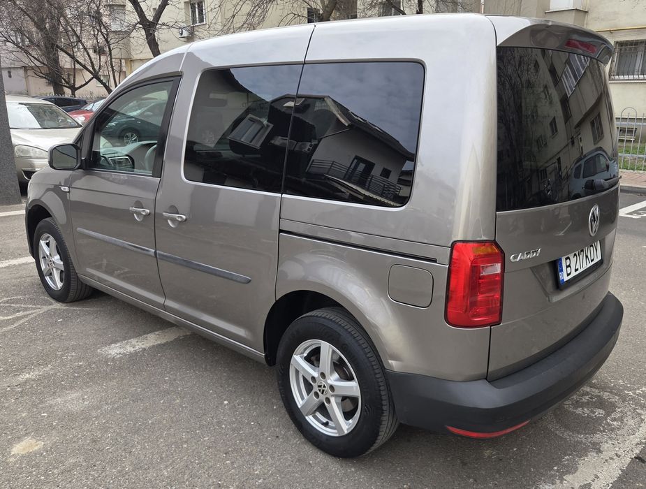 Vw Caddy 2.0 TDI  Euro 6 an 2017 autoturism 5 locuri.