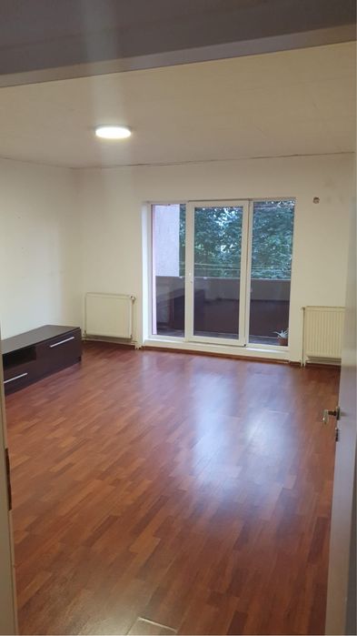 Apartament de inchiriat carpati 2