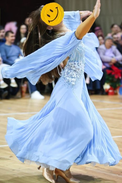 Рокля за стандартни танци