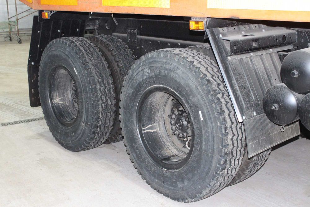 Продам Камаз 55111