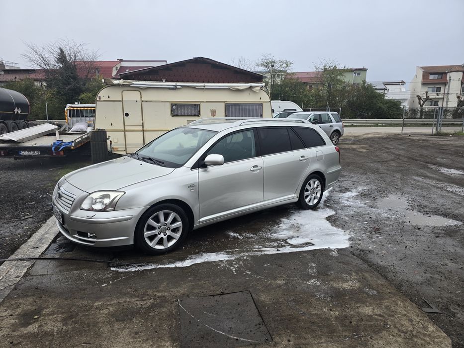 TOYOTA Avensis 2005