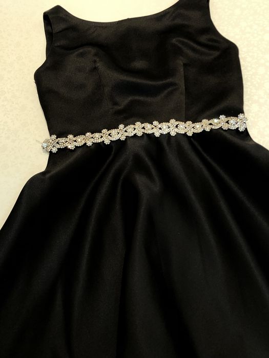 черное бальное платье