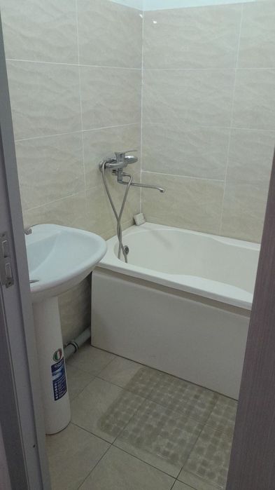 3 xona ijaraga Navoiy