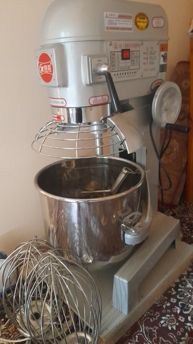 30л миксер новиы