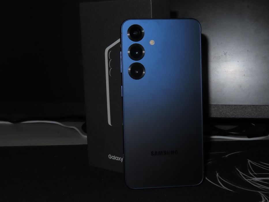 Samsung Galaxy S25 12/128