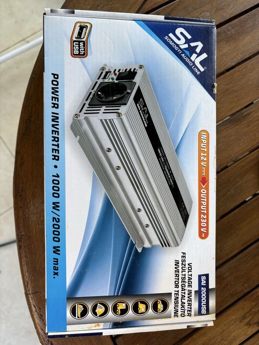 Invertor 12v-220v 1000W SAi2000USB
