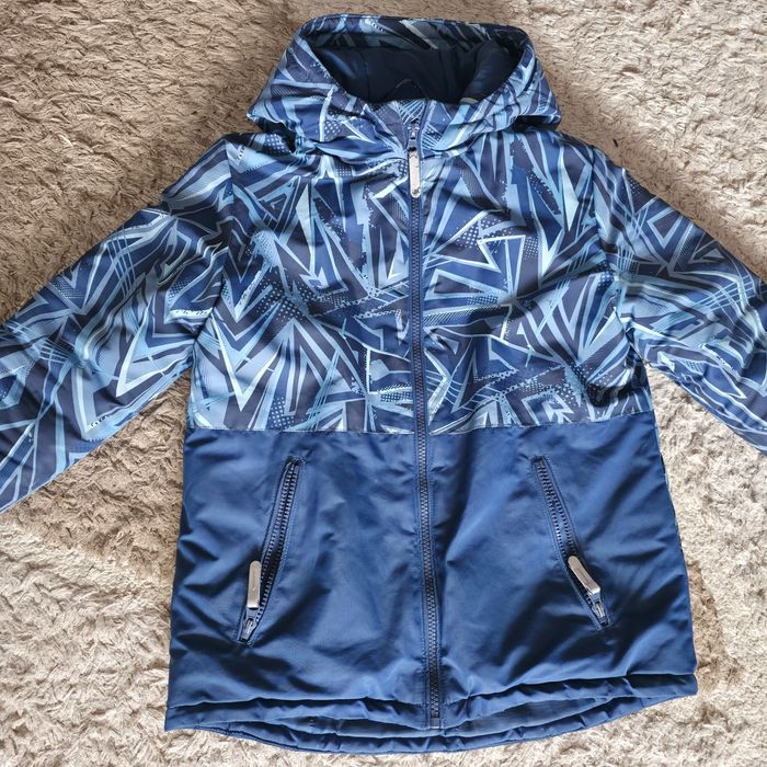 Продам демисезонную куртку