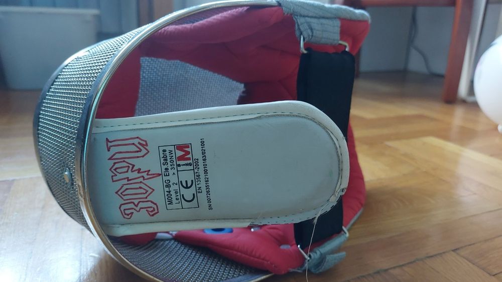 Маска за фехтовка M и нагръдник XS