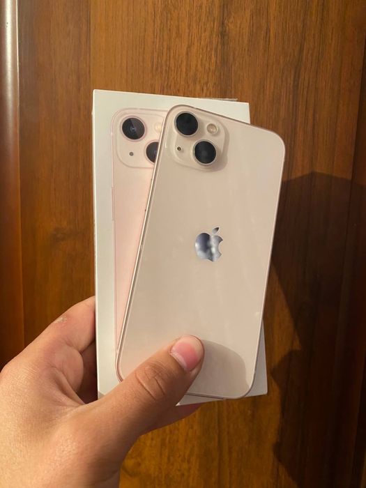Apple iPhone 13 Pink