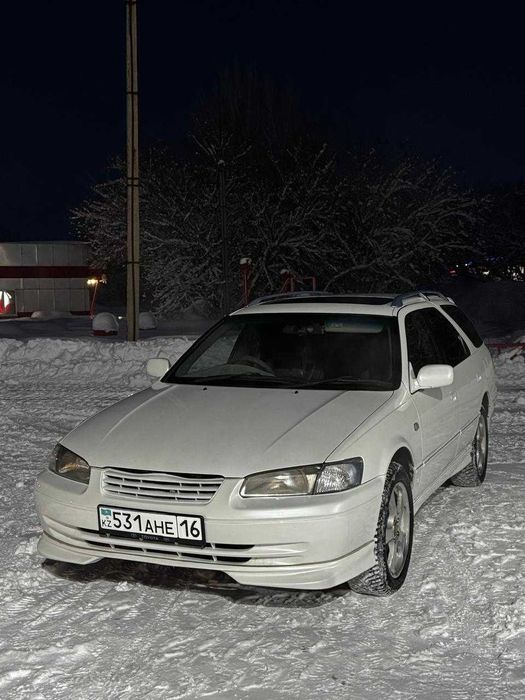Toyota Camry Gracia универсал