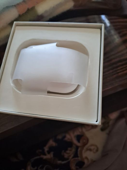 AirPodsPro 2 Holati yangi ishlatilmagan dakument karopkasi bor