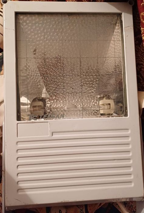 Прожекторы Турция универсальные