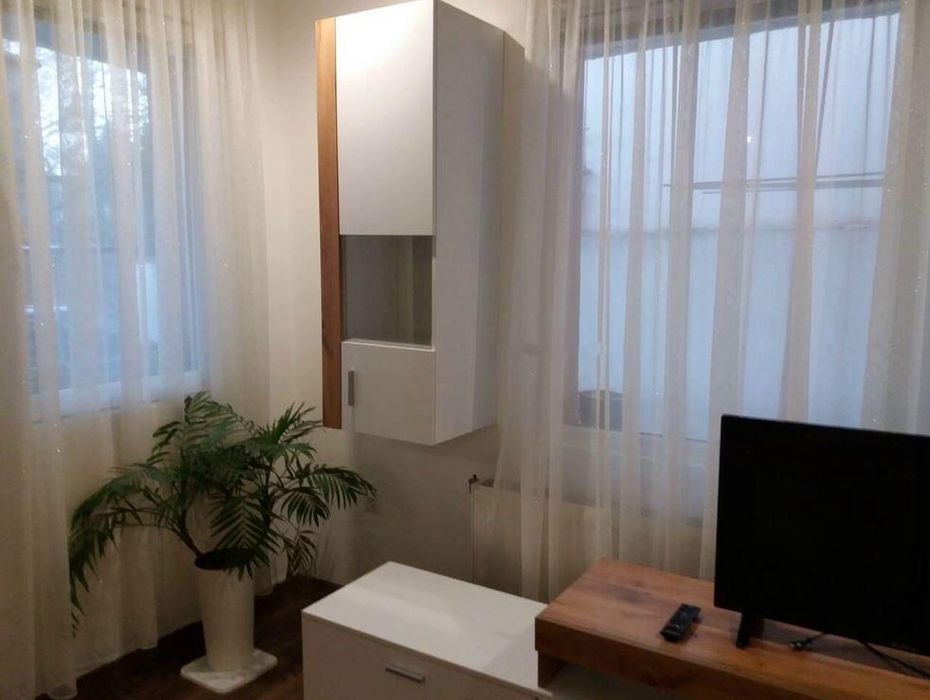 Дава се под наем Двустаен апартамент в Варна, Аспарухово - 55 кв.м за 400 € - Снимка #2