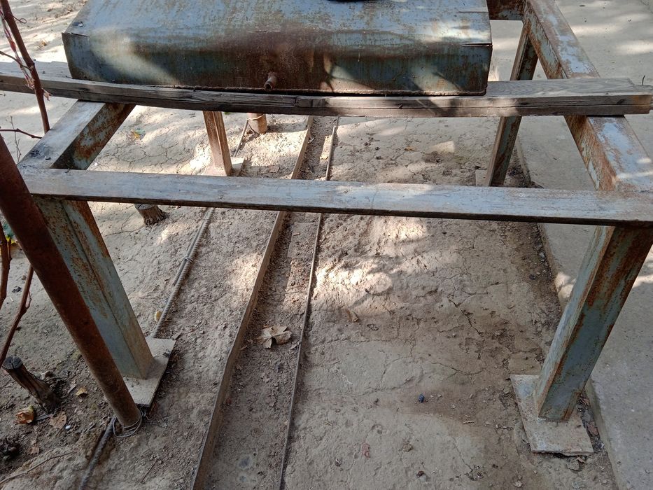 железный падон из уголков