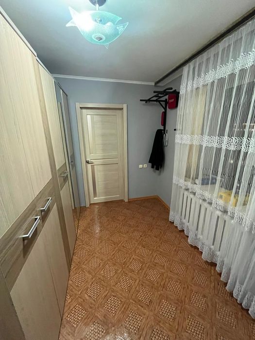 Продается 3-комн (4-89, 6 эт)