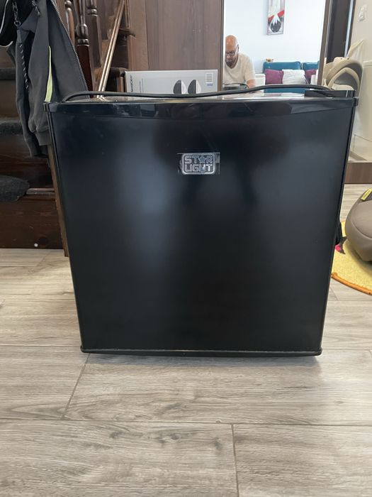 Frigider minibar
