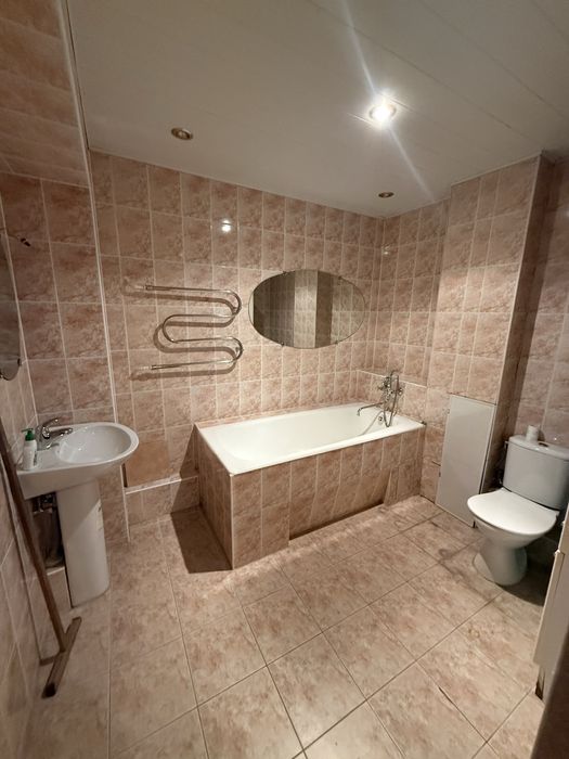 Продается квартира в на Дархане, Хамид Алимджан в центре города !!!