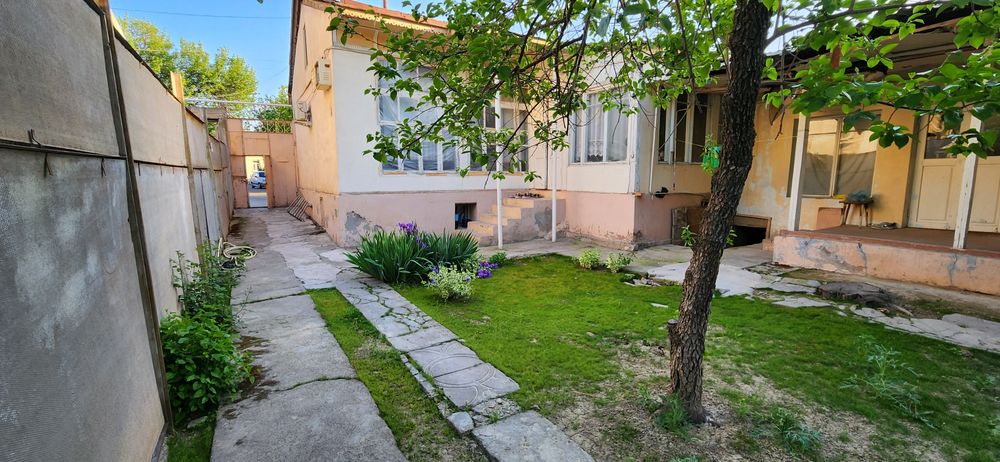 Продаётся участок.