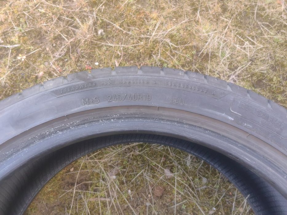 Всесезонни гуми GOODYEAR Runflat 19