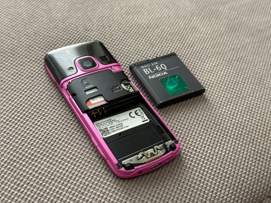 Уникат/Като Нова Nokia 6700 Classic Iluvial Pink - само на 16 часа разговори!