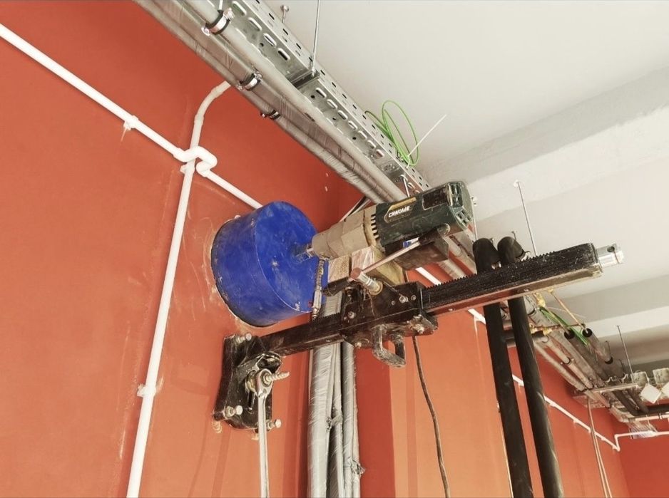 Gauri prin carotare pentru hote, centrale, sisteme de ventilatii,etc