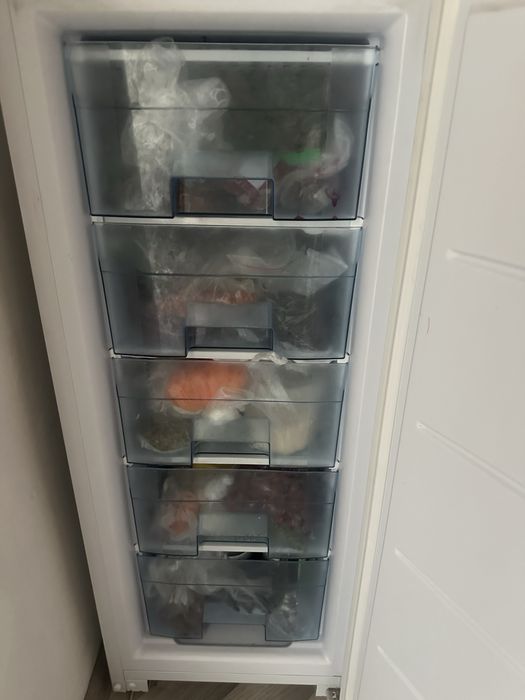 Морозильник Бирюса