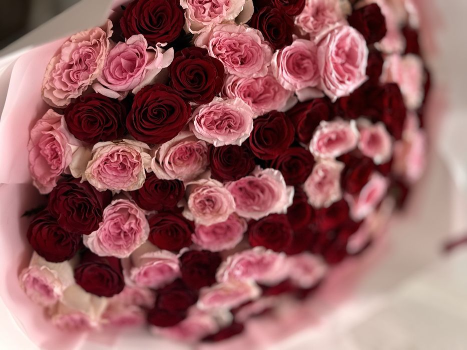 Цветы свежие продам срочно