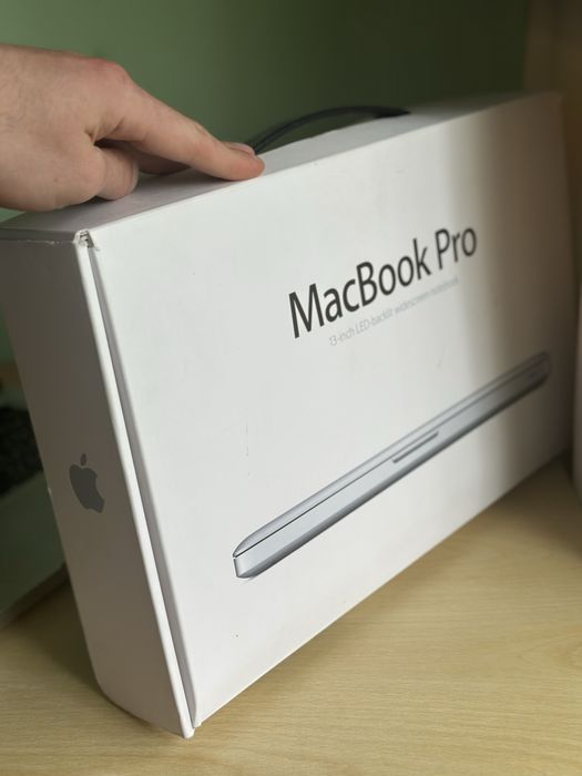 Apple MacBook Pro 13.3 - inch
