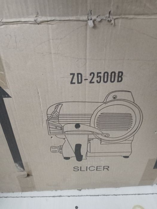 Слайсер. Вакуумный упаковщик. Дегидратор.