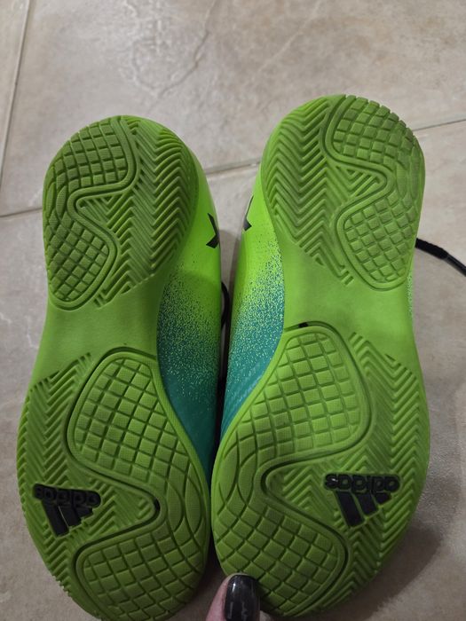 Детски футболни обувки Adidas