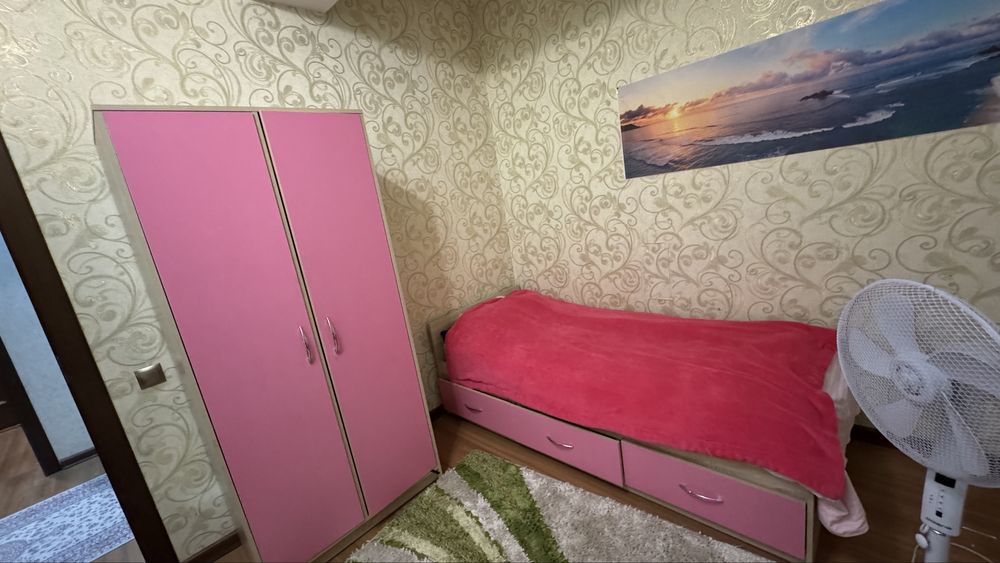 продаётся розовая кровать